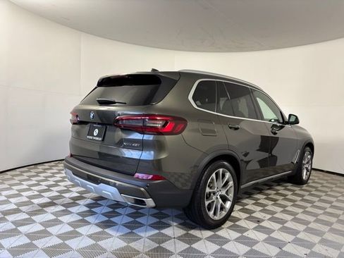 Used 2023 BMW X5 xDrive40i w/ Premium Package image 7
