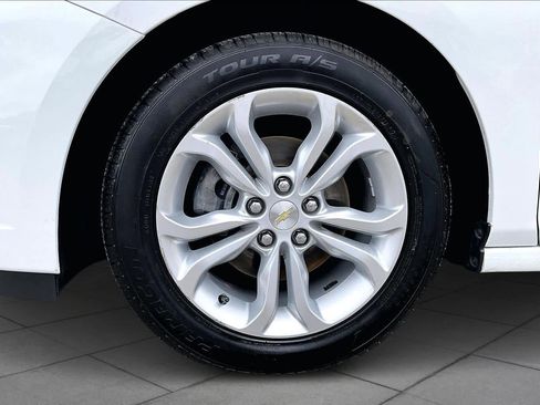 Used 2019 Chevrolet Cruze LS w/ LS Convenience Package image 11