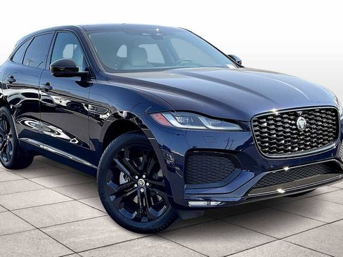 New 2026 Jaguar F-PACE R-Dynamic S image 2