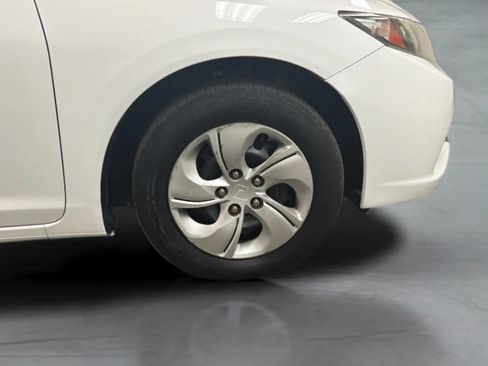 Used 2015 Honda Civic LX image 25