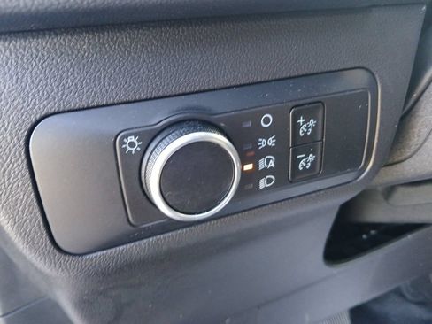 Used 2025 Ford Escape ST-Line FWD image 32