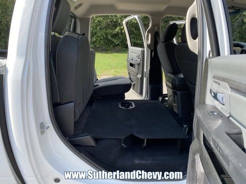 Used 2022 RAM 1500 Classic SLT w/ Electronics Group image 41