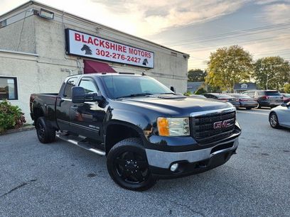 Used 2011 GMC Sierra 2500 SLE w/ SLE Preferred Package