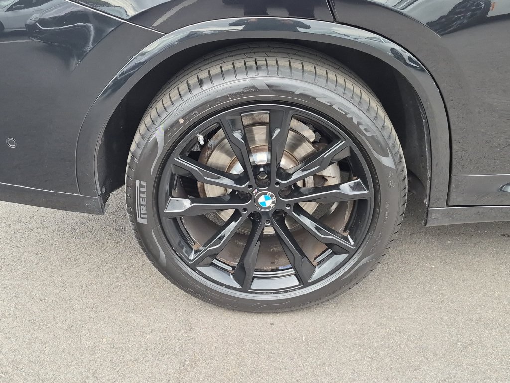 Certified 2025 BMW X4 xDrive30i w/ Premium Package AWD/4WD image 28
