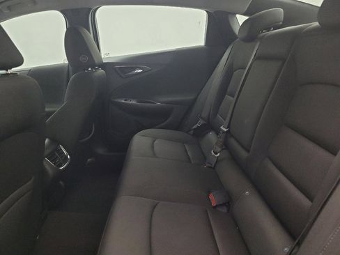 Used 2021 Chevrolet Malibu LT FWD image 18