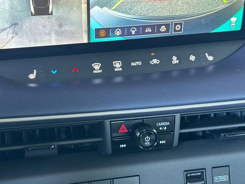 New 2026 Nissan Leaf Platinum+ image 17