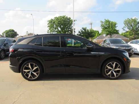 Used 2023 Volkswagen ID.4 S image 5