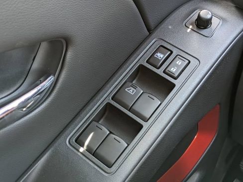 New 2025 Nissan Frontier PRO-4X AWD/4WD image 24