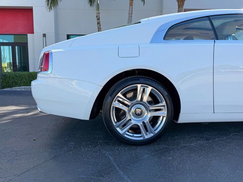 Used 2014 Rolls-Royce Wraith image 4