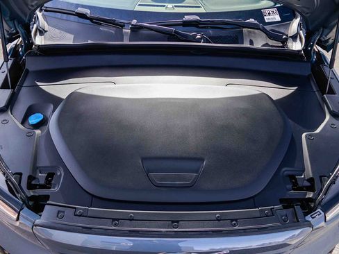 Used 2023 Volvo C40 P8 Recharge Ultimate w/ Protection Package Premier image 32