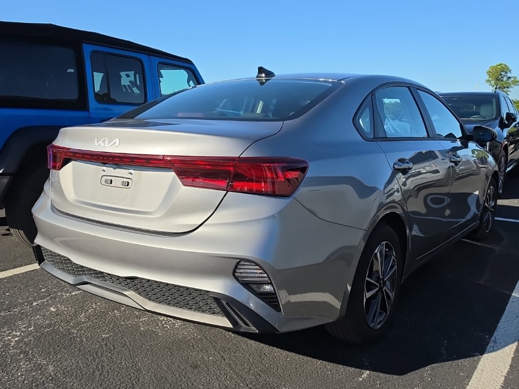 Certified 2024 Kia Forte LXS FWD image 18