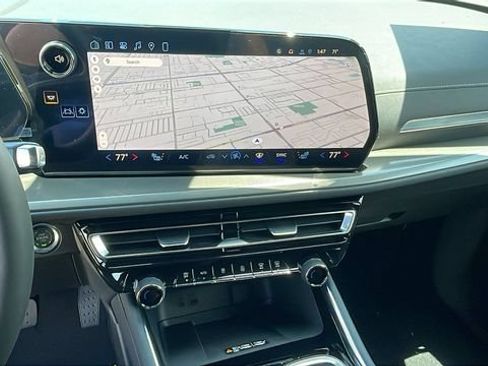 New 2026 Chevrolet Traverse LT w/ LPO, Floor Liner Package FWD image 15