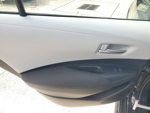 Used 2026 Toyota Corolla SE FWD image 14