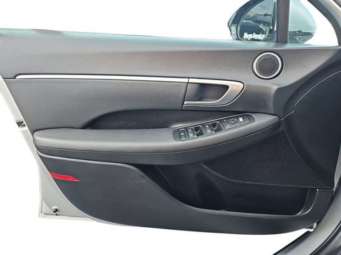 Used 2025 Hyundai Sonata SEL FWD image 25
