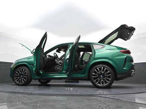 Used 2026 BMW X6 M60i image 42