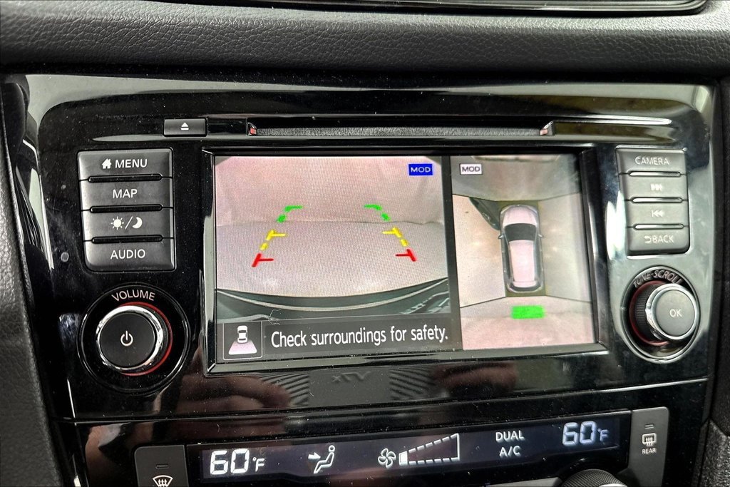 Used 2019 Nissan Rogue SV w/ Premium Package AWD/4WD image 16