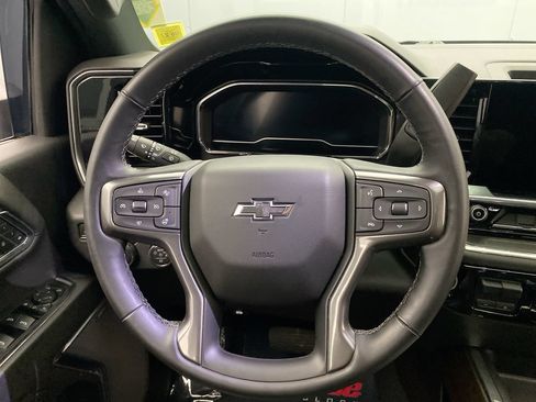Used 2024 Chevrolet Silverado 2500 High Country w/ High Country Premium Package AWD/4WD image 16