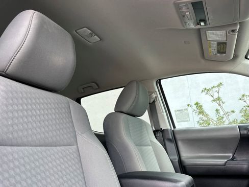 Used 2020 Toyota Tacoma SR image 16