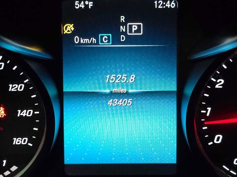 Certified 2020 Mercedes-Benz GLC 300 image 28