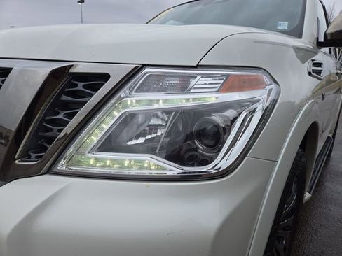Used 2019 Nissan Armada Platinum image 6