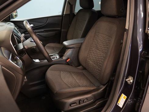 Used 2018 Chevrolet Equinox LT AWD/4WD image 3