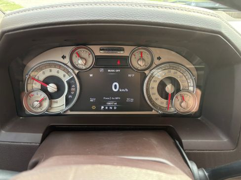 Used 2018 RAM 3500 Laramie Longhorn image 19