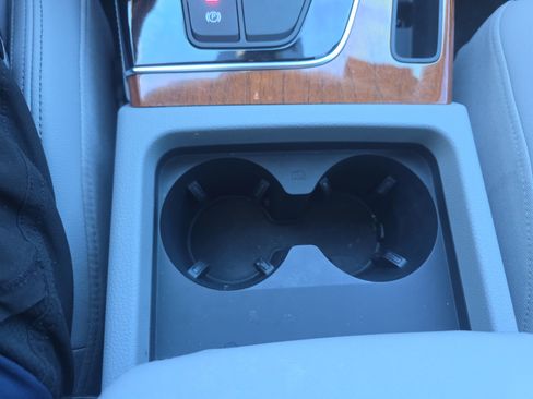 Used 2023 Audi Q5 e Premium Plus w/ Premium Plus Package image 45