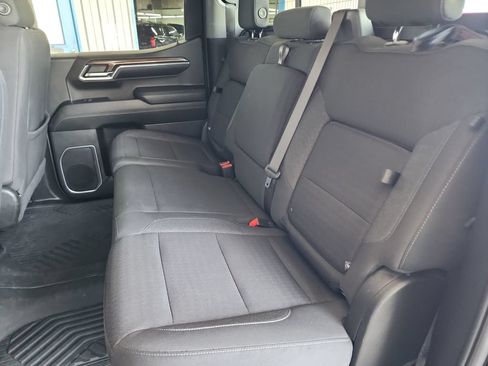 Used 2024 Chevrolet Silverado 1500 LT AWD/4WD image 40