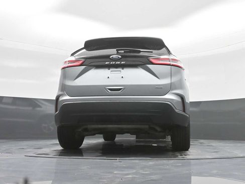 Used 2023 Ford Edge SE image 35