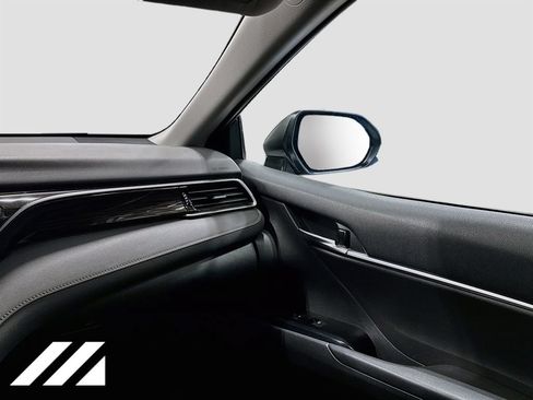 Used 2019 Toyota Camry LE FWD image 23