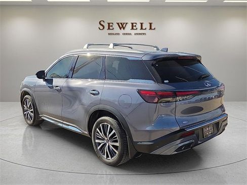 Used 2023 INFINITI QX60 Sensory w/ Vision Package image 3