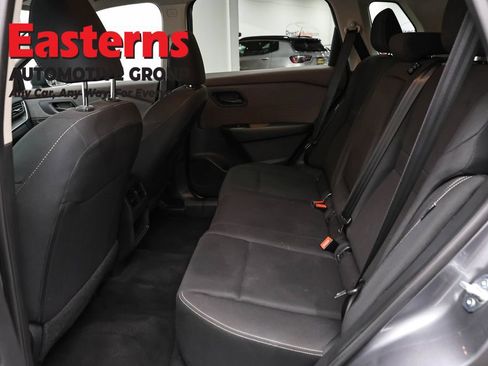 Used 2023 Nissan Rogue S AWD/4WD image 22