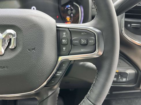 Used 2025 RAM 2500 Laramie image 11