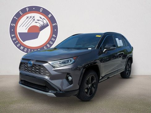 Used 2020 Toyota RAV4 XSE w/ XSE Grade Weather Package image 2