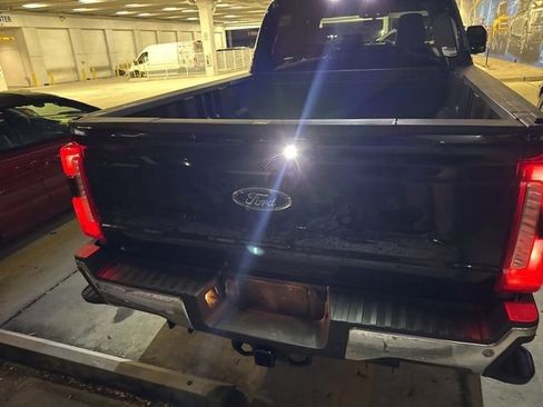 Used 2025 Ford F250 Lariat image 5