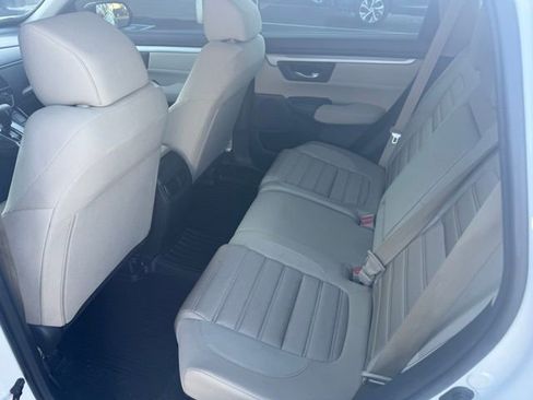 Used 2017 Honda CR-V LX image 8