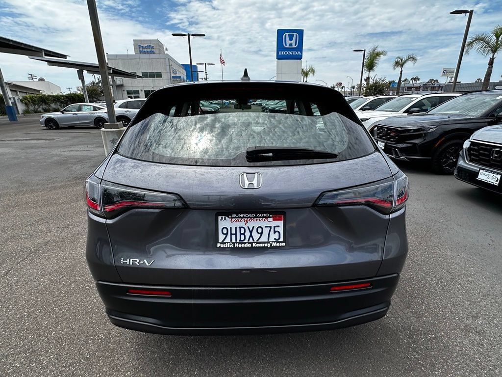 Used 2024 Honda HR-V LX image 7