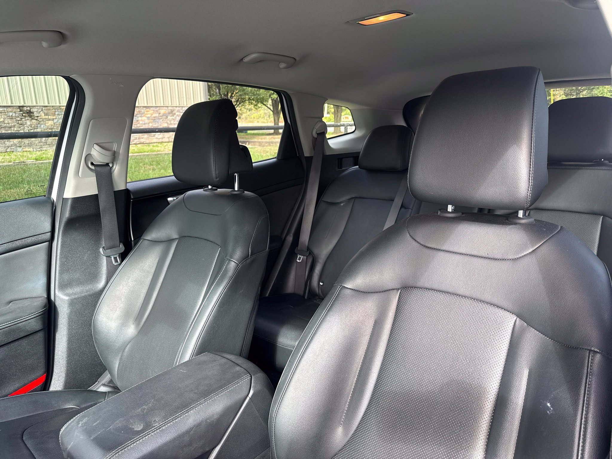 Used 2023 Kia Sportage EX AWD/4WD image 12