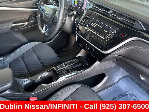 Used 2023 Chevrolet Bolt EUV LT FWD image 20