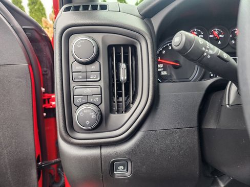 Used 2025 Chevrolet Silverado 1500 Custom w/ Rally Edition image 27