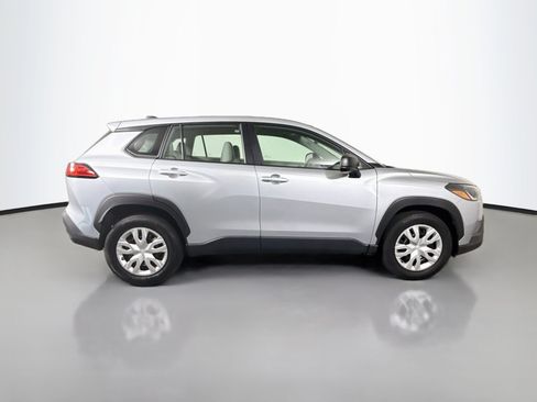 Used 2024 Toyota Corolla Cross L FWD image 11