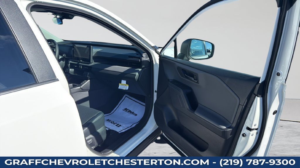 Used 2026 Toyota RAV4 XLE Premium AWD/4WD image 23