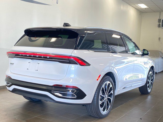 New 2026 Lincoln Nautilus Reserve AWD/4WD image 7