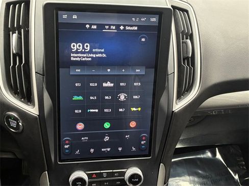 Used 2023 Ford Edge SEL image 24