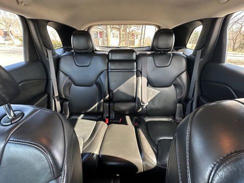 Used 2015 Jeep Cherokee Limited image 30