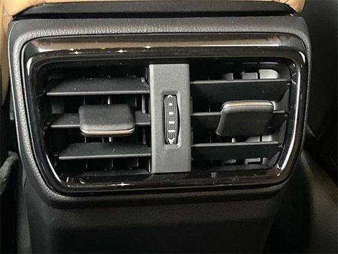 Certified 2025 Lexus NX 250 FWD w/ Towing Package (2000 Lbs) image 18