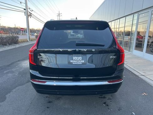 Used 2025 Volvo XC90 B5 Plus image 4