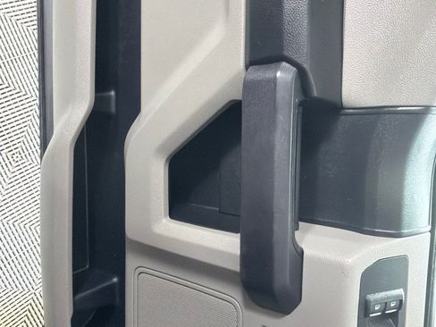 Used 2019 Ford F150 XL w/ Equipment Group 101A Mid AWD/4WD image 10