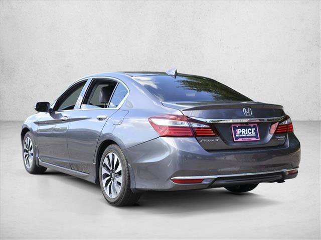 Used 2017 Honda Accord Touring image 7