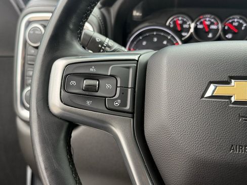 Used 2023 Chevrolet Silverado 2500 LT w/ Convenience Package image 19